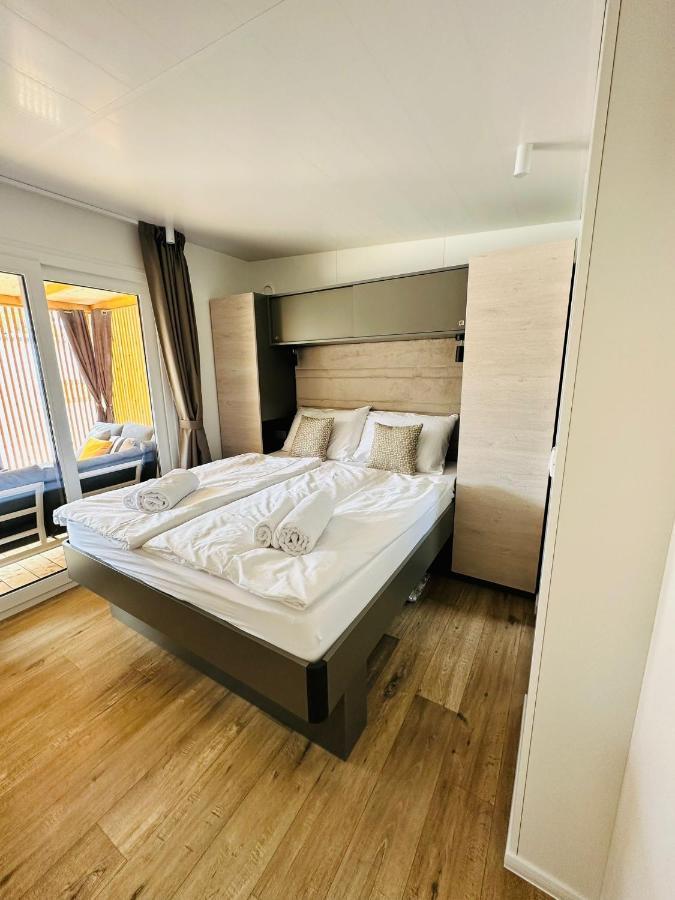 George Holiday Homes - Soline Beach Biograd Na Moru Dış mekan fotoğraf