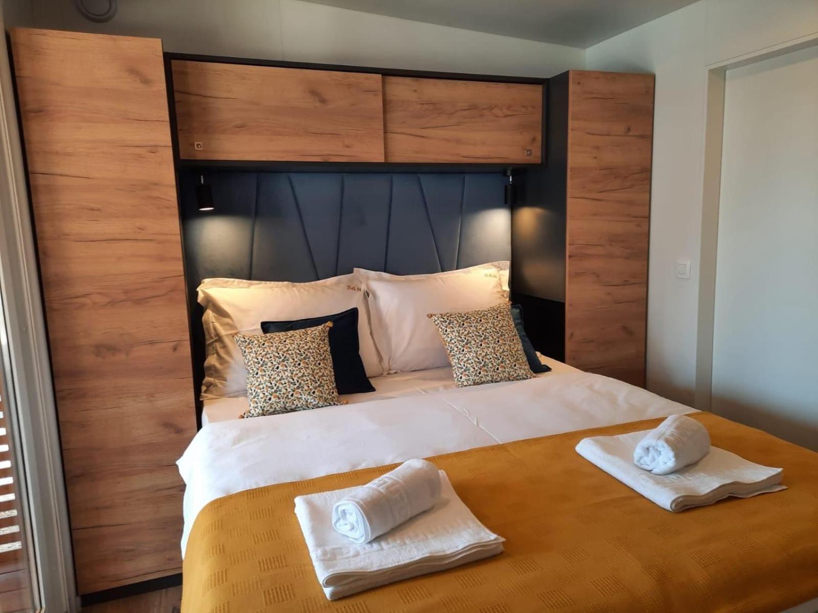 George Holiday Homes - Soline Beach Biograd Na Moru Dış mekan fotoğraf