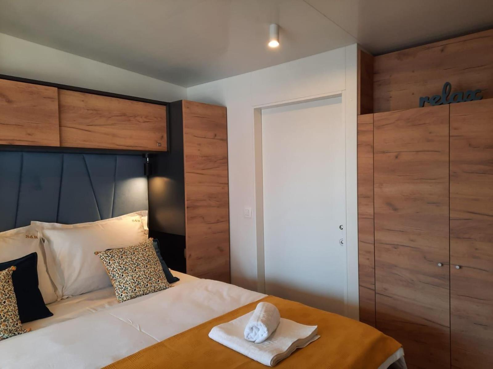 George Holiday Homes - Soline Beach Biograd Na Moru Dış mekan fotoğraf