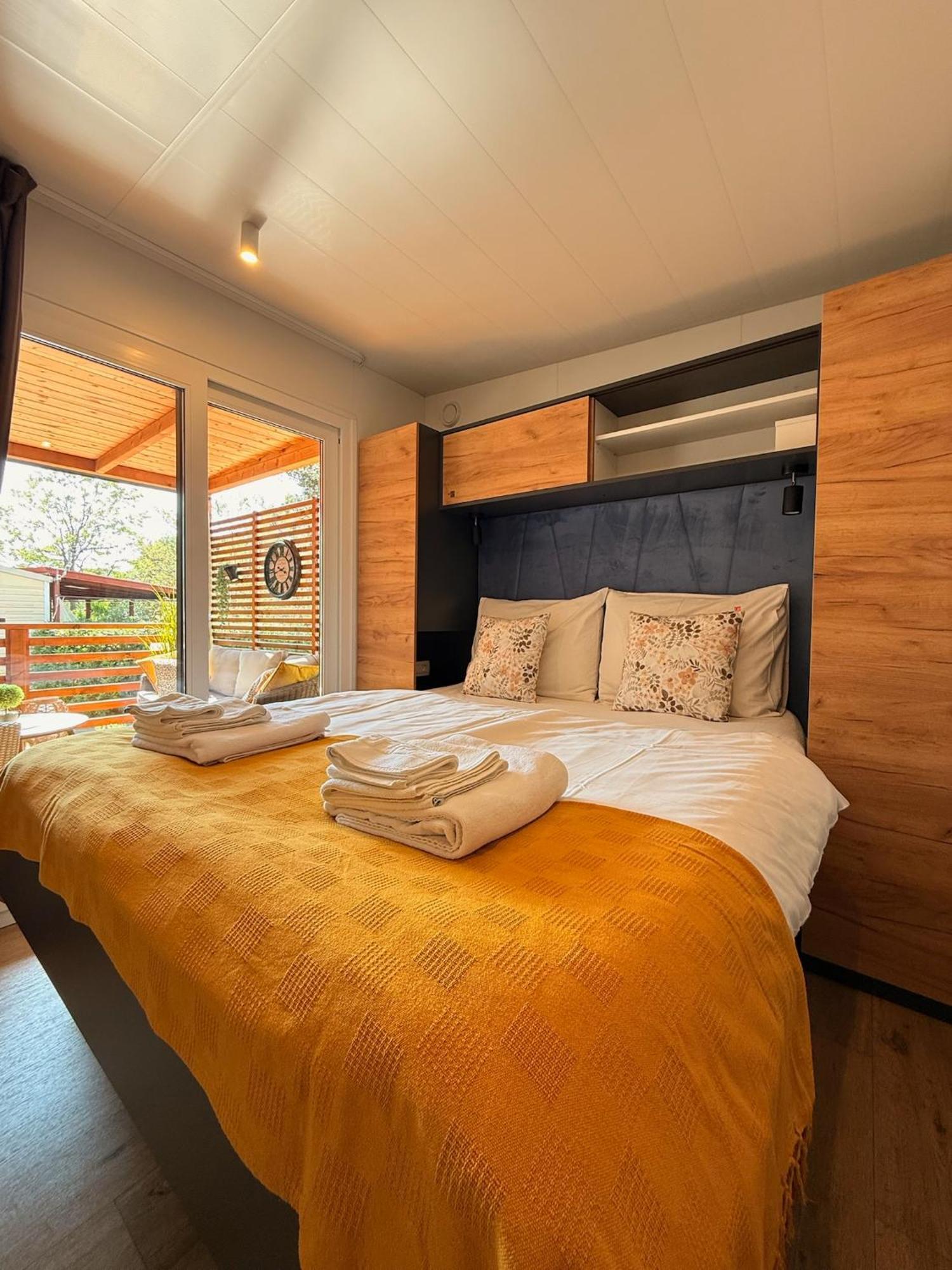 George Holiday Homes - Soline Beach Biograd Na Moru Dış mekan fotoğraf